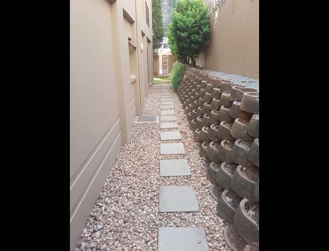 2 BEDROOM APARTMENT FOR SALE IN MORNINGSIDE